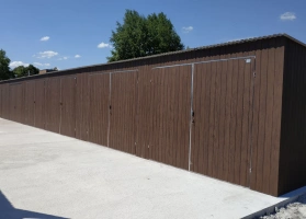 Garagen mit Acrylglas 268