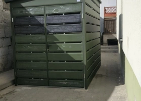 Mülltonnenhäuser 379