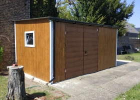 Garagen mit Acrylglas 81