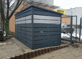 Mülltonnenhäuser 82