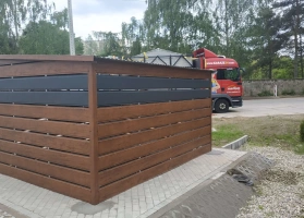 Mülltonnenhäuser 30