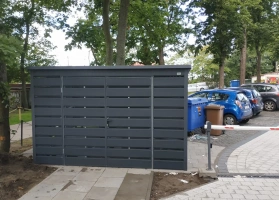 Mülltonnenhäuser 155