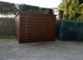 Mülltonnenhäuser 12