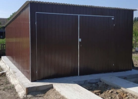 Garagen mit Acrylglas 260