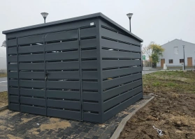 Mülltonnenhäuser 221