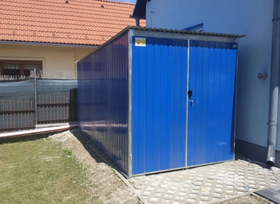 Garagen mit Acrylglas 40