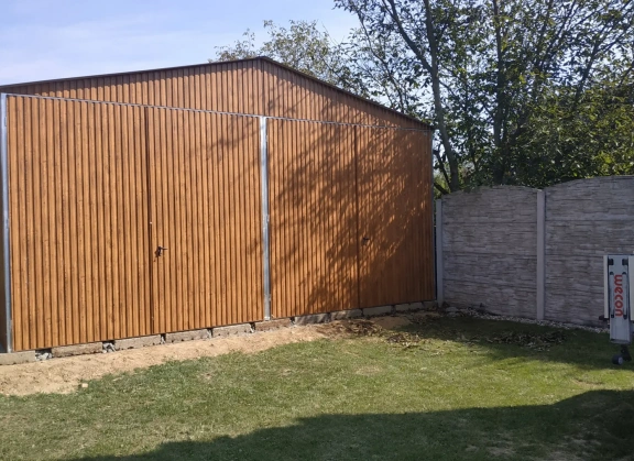 Garagen mit Acrylglas 171