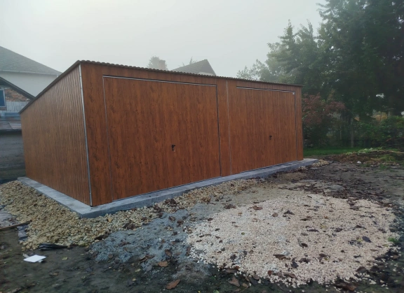 Garagen mit Acrylglas 228