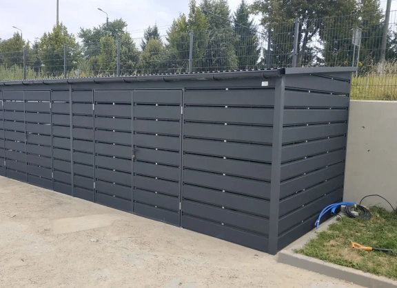 Mülltonnenhäuser 160