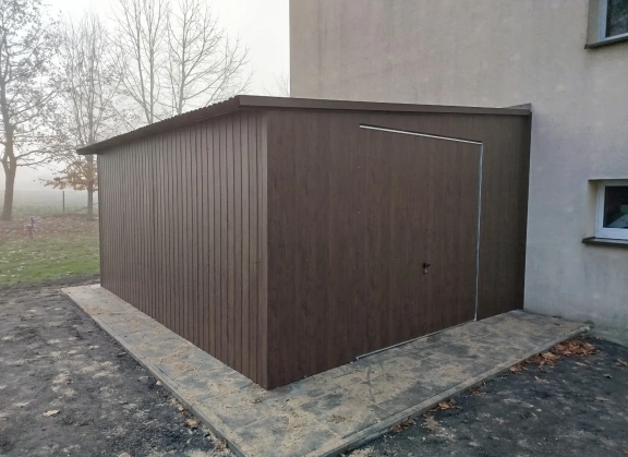 Garagen mit Acrylglas 232