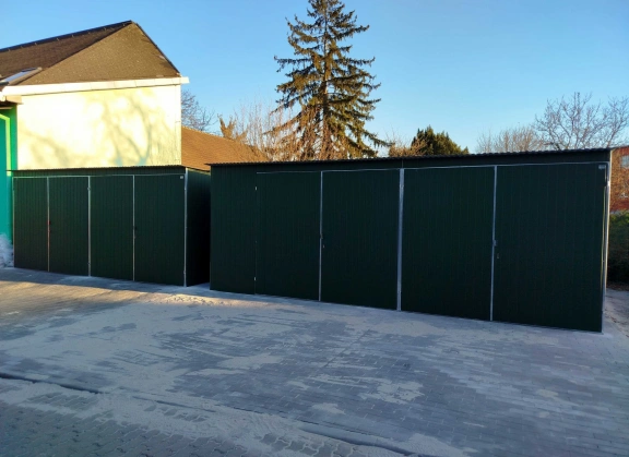 Garagen mit Acrylglas 254