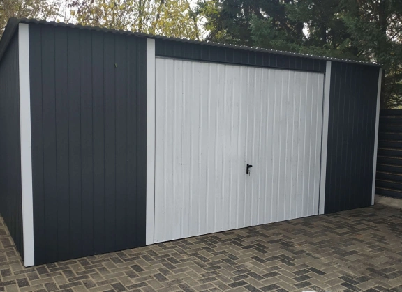 Garagen mit Acrylglas 119